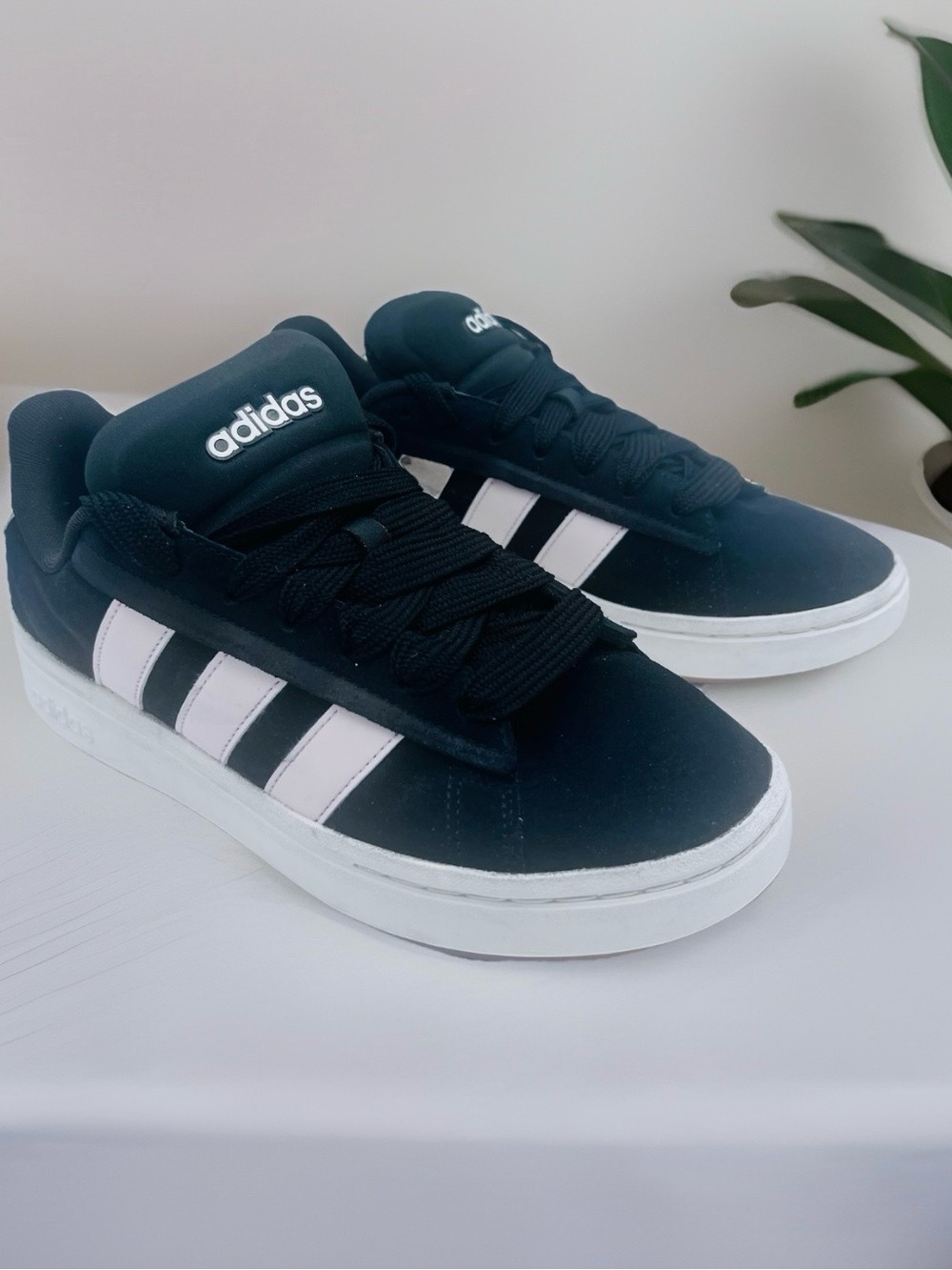 Adidas GRAND COURT ALPHA 00S Skateboard Shoes Women's Black/Pale Pink JQ3000 Sz9